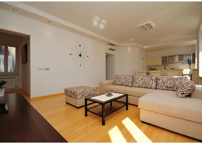 Eden Penthouse Apartments
